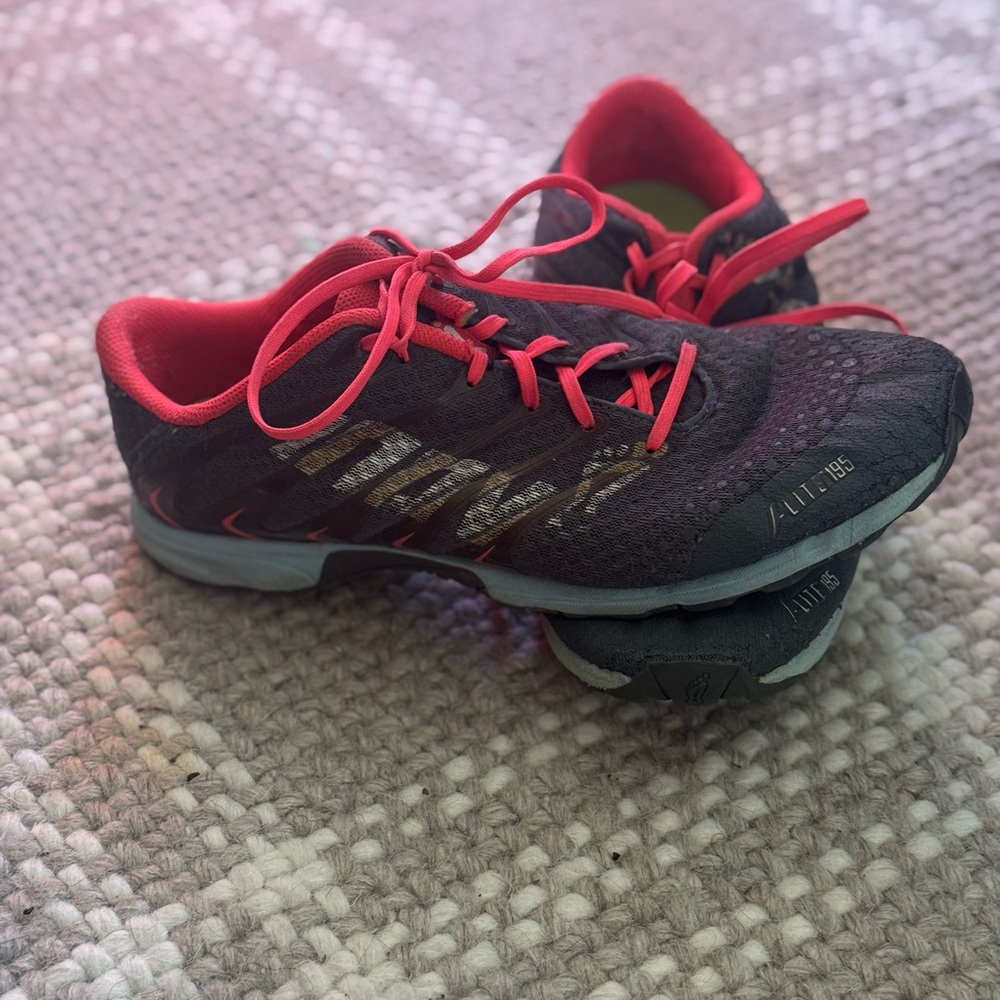 Inov-8 F-Lite 195 Sneakers • Women’s 10.5 • Dark Grey/Pink/Blue • Lightweight